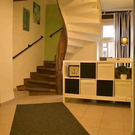 Stilvolle Altbauwohnung Wolke & Sieben * Höhr-Grenzhausen